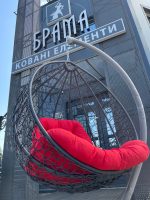 підвісне крісло кокон з ротангу